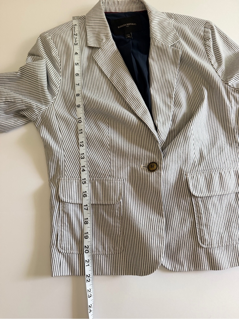 Banana Republic Striped Seersucker-Style Blazer Petite 8P - Picture 4 of 9